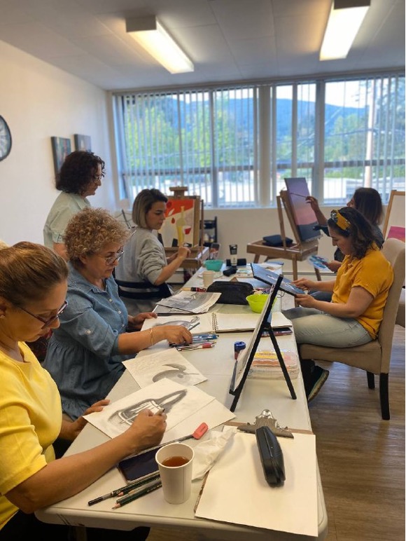 adult art classes in north Vancouver